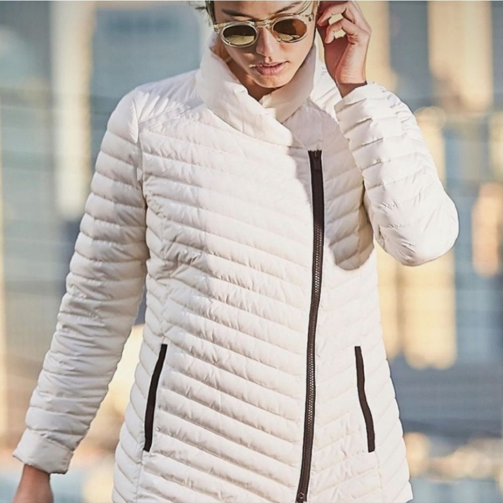 Athleta So Down Ivory Asymetrical Zip Lightweight Puffer Jacket